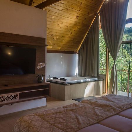 סנטו אנטוניו דו פינהאל Pousada Casa Da Colina חדר תמונה